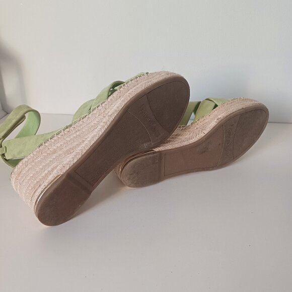 Franco Sarto Light Green Wedge Ankle Strap Sandals Size 8.5 - Picture 4 of 9